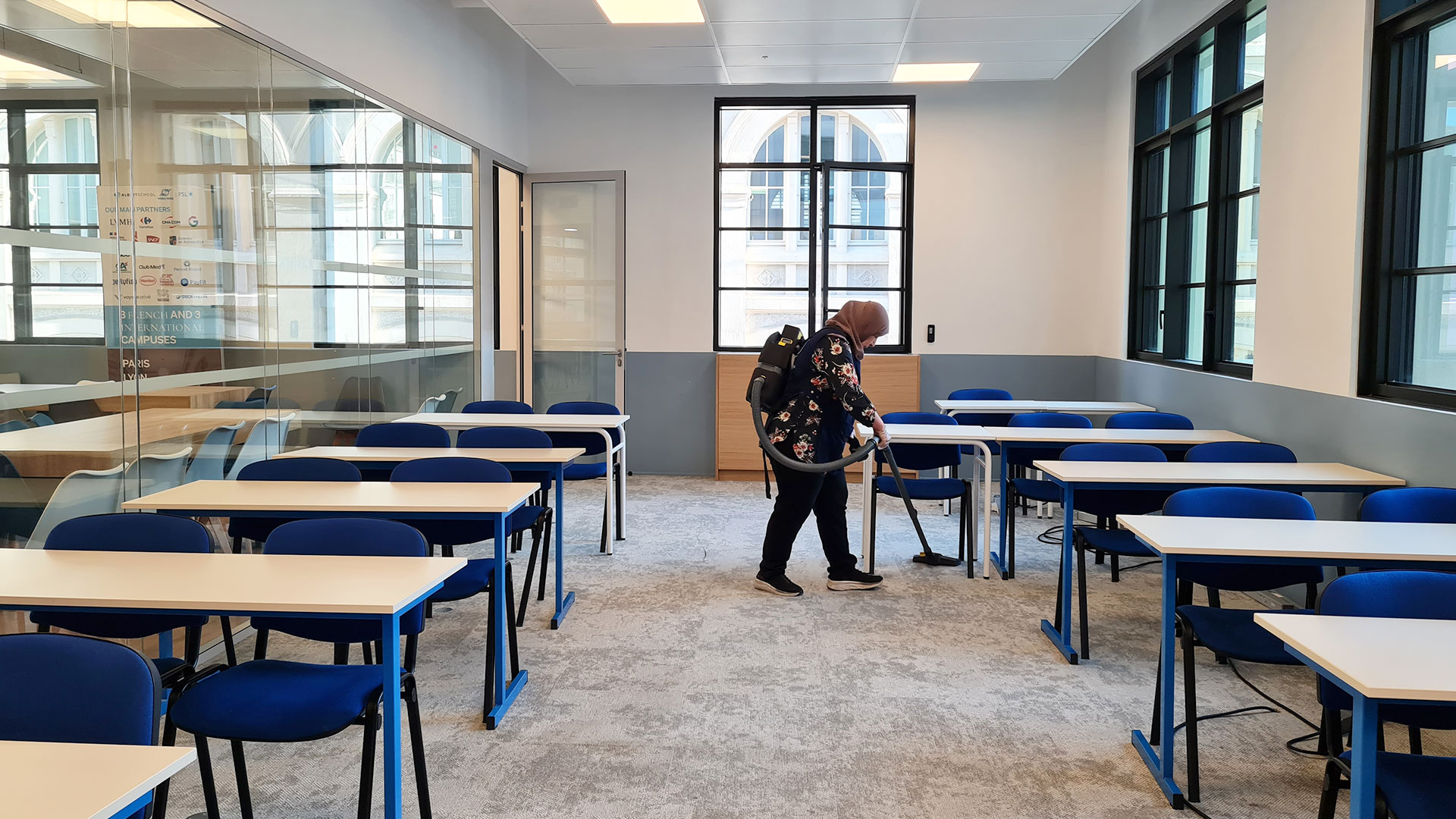 hygiène santé établissements éducatifs - aspirateur