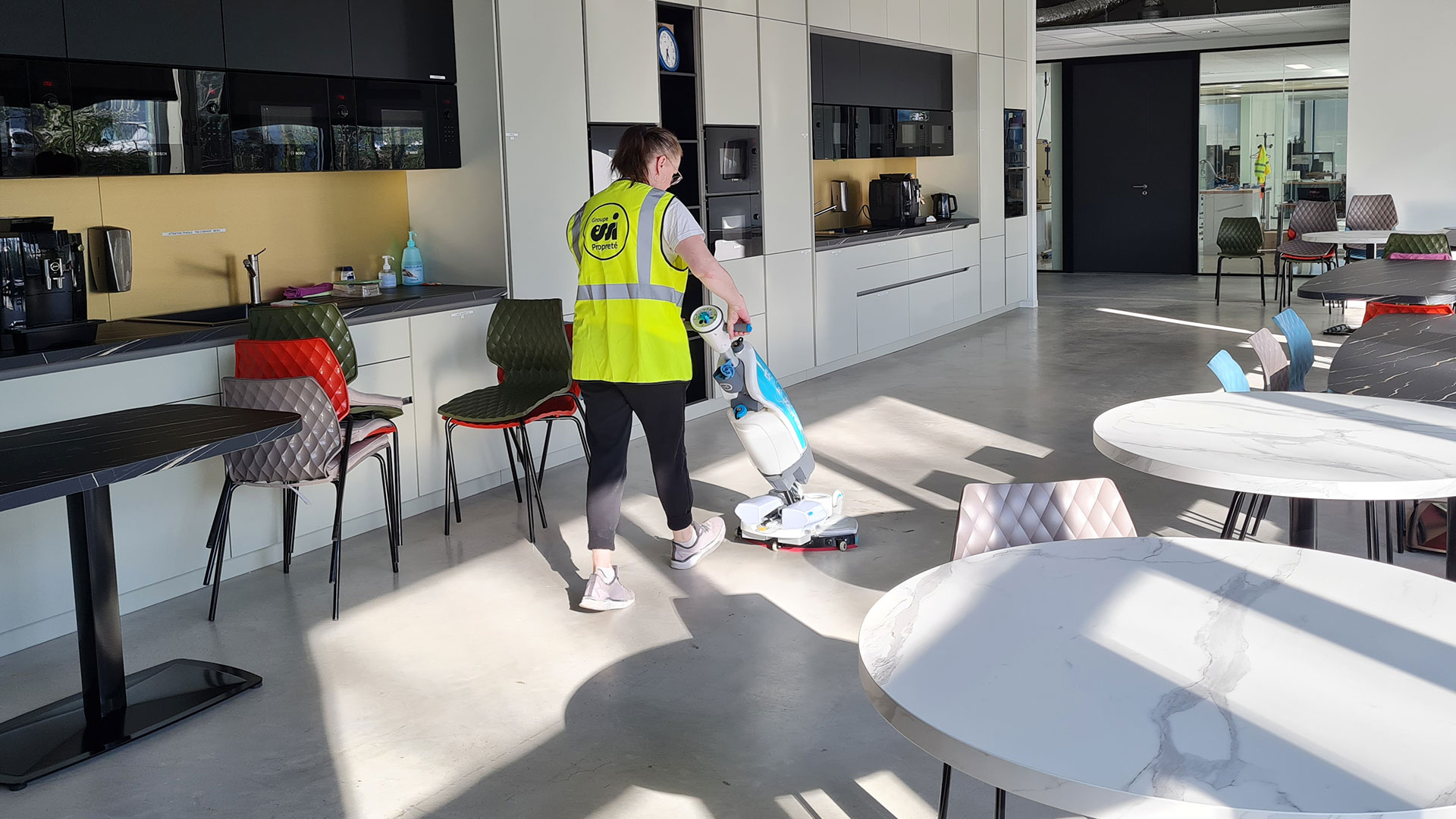 agent de propreté industrie nettoyage mécanisé